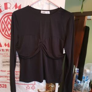 Elodie Black Long Sleeve Women's Top